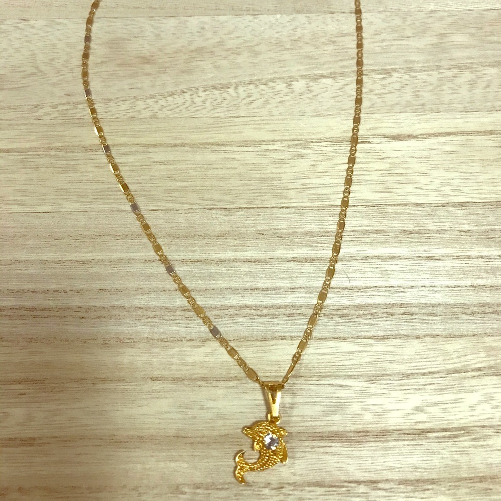 Gold filled 17inch necklace with dolphin pendant